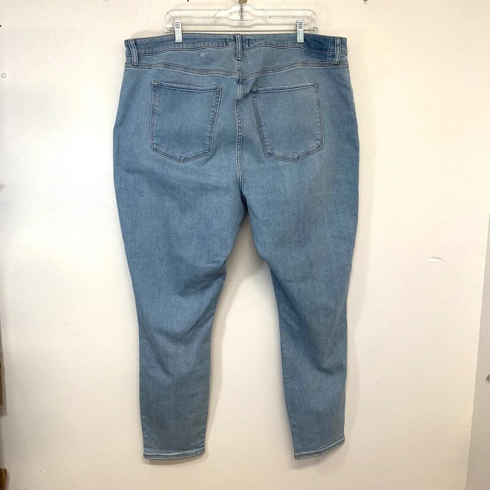 Abercrombie & Fitch Curve Love Sper Skinny Ankle High Rise  Jeans Light Wash 24W
